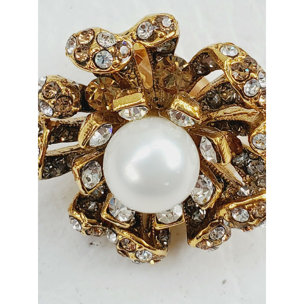 Jose & Maria Barrera Stunning Faux pearl crystal Flower Earrings - Picture 6 of 7
